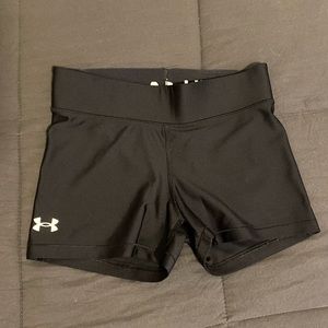 Under Armour Women's HeatGear Mid Rise 3” Shorts
